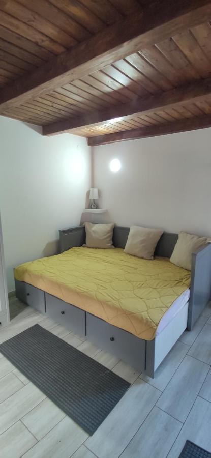 Bpr P3 With A/c Apartament